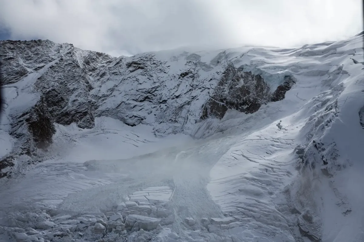 Cadavrele a doi alpiniști belgieni, descoperite în Elveția după 34 de ani de la dispariție