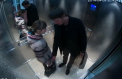 Acest cuplu a devenit vestit dupa ce a facut ASTA in lift. Nu stiau ca sunt filmati in acel moment. VIDEO