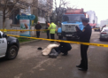 Incident greu de imaginat in capitala. Un barbat a fost STRIVIT de o masina de gunoi. FOTO