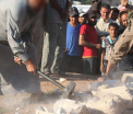 ISIS loveste din nou in civilizatie. Jihadistii au zdrobit si facut bucati o statuie veche de 2000 de ani in Palmira