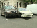 Accident pe strada pustie. Doua masini s-au ciocnit in centrul capitalei. Explicatia soferului