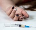 Situatie stupida in SUA: medicamentele impotriva durerii costa de 5 ori mai mult decat heroina. Efectele sunt dramatice
