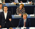 Discursul lui Tsipras, primit cu urale si huiduieli in PE. Eurodeputatul german: " Extremistii Europei va aplauda" - VIDEO
