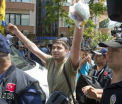 Violente in Turcia. Politia a recurs la tunuri cu apa si gaze lacrimogene pentru a dispera o mie de protestatari. VIDEO