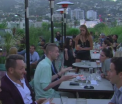 Cum arata terasele din Los Angeles. Turistii fac coada pentru a manca, pe acoperis sau in gradina, preparate delicioase