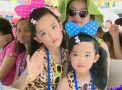 Festival mai putin obisnuit in China. Mii de gemeni s-au plimbat pe strazi, imbracati identic