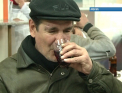 Ne lasam de baut? Tara noastra, pe locul 2 in lume la consumul de alcool. Ce spun moldovenii
