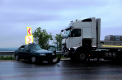 Grav accident in Peresecina. O masina s-a ciocnit cu un camion: Soferul, transportat de urgenta la spital. VIDEO