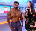 Si-a dorit o aparitie la TV pentru a se lauda cu felul in care arata. A fost criticat dur de telespectatori