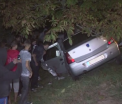 "Masina a luat forma copacului". Accident teribil in Arges, Romania, unde un barbat a murit la cativa kilometri de casa