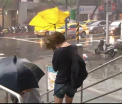 Haos provocat de taifunul Dujuan, in Taiwan. 2 morti, 325 de raniti si o jumatate de milion de persoane ramase fara curent