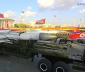 Coreea de Nord, parada militara cu tancuri, torte si rachete nucleare. Cati oameni au participat la defilare