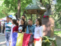 Bustul lui Mihai Eminescu, inconjurat de flori: Cum s-au marcat cei 125 de ani de la moartea poetului