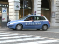 Un moldovean a ajuns dupa gratii in Italia, dupa ce a amenintat o persoana cu un Kalasnikov jucarie