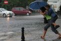 Ploi cu descarcari electrice si temperaturi joase. Ce prognoze au meteorologii pentru urmatoarele zile