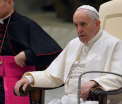 Papa Francis, bulversat de atentatele din Paris: "Acest lucru nu este uman". Mesajul transmis de Vatican