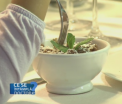 Comportamentul alimentar al copiilor influenteaza viata adulta. Mesajele gresite pe care le transmit parintii celor mici