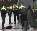 Demonstratie violenta anti-imigranti, in Olanda. Politia a fost nevoita sa traga focuri de avertizare - VIDEO