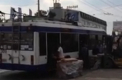 VIDEO. "Sa incapa mai multi saci cu ciment". Troleibuzele din Chisinau, transport pentru materiale de constructie
