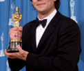 El are 40 de ani, ea de doua ori mai putin. Cum arata noua iubita lui Benicio del Toro. FOTO