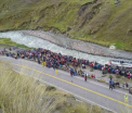 Tragedie in Peru. Cel putin 23 de morti, dupa ce un autocar plin cu pasageri s-a prabusit intr-un rau - VIDEO