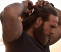 "Vikingul" care a cucerit femeile pe Instagram. Cum arata soldatul in Fortele Navale Norvegiene care este asemanat cu Thor