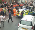 Alerta cu bomba, in Londra, dupa ce un pachet suspect a fost gasit intr-un autobuz. Oamenii s-au panicat si au luat-o la fuga
