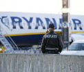 Un avion Ryanair, evacuat, chiar inainte de decolare, in Manchester. Ce facusera doi pasageri cu cateva minute inainte