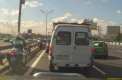 Ghinion pentru un politist din Moscova care se deplasa cu motocicleta: A fost lovit cu portiera