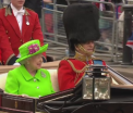 Parada grandioasa la Londra, in cinstea reginei Elisabeta. Un soldat a lesinat in timpul ceremoniei