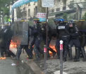 Strazile Parisului aratau ca dupa razboi. 40 de oameni au fost raniti si 58 de tineri au fost arestati