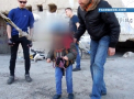 Se cauta parintii! Dupa difuzarea imaginilor unde un copil sare de pe o cladire din Danceni, politia s-a autosesizat