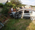 O mireasa si mirele ei au ajuns de la bal la spital, dupa un grav accident. Tanara a ramas incarcerata in masina