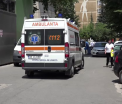 Un sofer suparat ca fusese ignorat de o fata a intrat cu masina in grupul tinerei. Un adolescent a ajuns in coma la spital