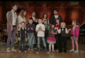Cinci cei mai cotati artisti de la noi canta despre "O noua zi, o noua viata". Vezi cum suna cantecul dedicat Europei