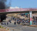 Adjunctul ministrului de interne din Bolivia, rapit si ucis in bataie de mineri in timpul unor proteste: "E un asasinat las" - VIDEO 