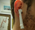 Zece reactii amuzante ale internautilor la noul iPhone 7. "Tocmai mi-am cumparat noile AirPods"