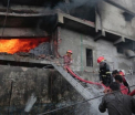 Explozie uriasa la o fabrica de langa capitala Bangladeshului. Toti cei 100 de muncitori au fost ucisi sau raniti