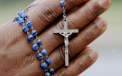 O tanara din Franta a fost crucificata de sectanti adventisti. Barbatii sunt acuzati de tortura