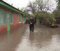 Inundatiile au lovit Romania si au afectat drumuri si sute de case. Ce masuri sunt pregatite in caz de urgenta