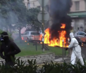 Ciocniri violente in Corsica intre nationalisti si forte de ordine. Protestatarii au atacat cu cocktailuri Molotov - VIDEO 