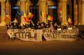 ALEGERI PARLAMENTARE 2014 DIASPORA. Zeci de tineri din Romania indeamna moldovenii sa iasa la vot. FOTO