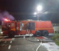 Incendiu la un restaurant din centrul Brasovului. Flacarile au cuprins magazia plina cu bauturi alcoolice