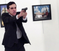 Asasinul ambasadorului rus, de 8 ori in dispozitivul de securitate al lui Erdogan. Ankara: "Stim cine e in spatele crimei"