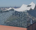 Una dintre cele mai scumpe cladiri din lume. A costat 870 de mil. de euro, s-a construit in 10 ani si e in Hamburg