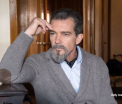 Antonio Banderas, dus de urgenta la spita, dupa ce a suferit "dureri agonizante in piept", in timp ce facea sport