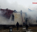 Biserica veche de 140 de ani distrusa de un incendiu, in Mehedinti. Pompierii s-au alimentat cu apa de la 30 de kilometri