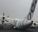 Emotii la aterizarea unei curse Edinburgh-Amsterdam. Momentul in care una din rotile avionului a cedat. VIDEO