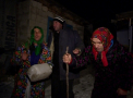 S-au deghizat in batranele si au pornit cu uratul. Cativa tineri au facut "spectacol" in raionul Ialoveni. VIDEO