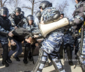 Kremlinul ii ataca pe protestarii din Rusia dupa modelul romanesc. "S-au dat bani, copiii au fost pusi in pericol"